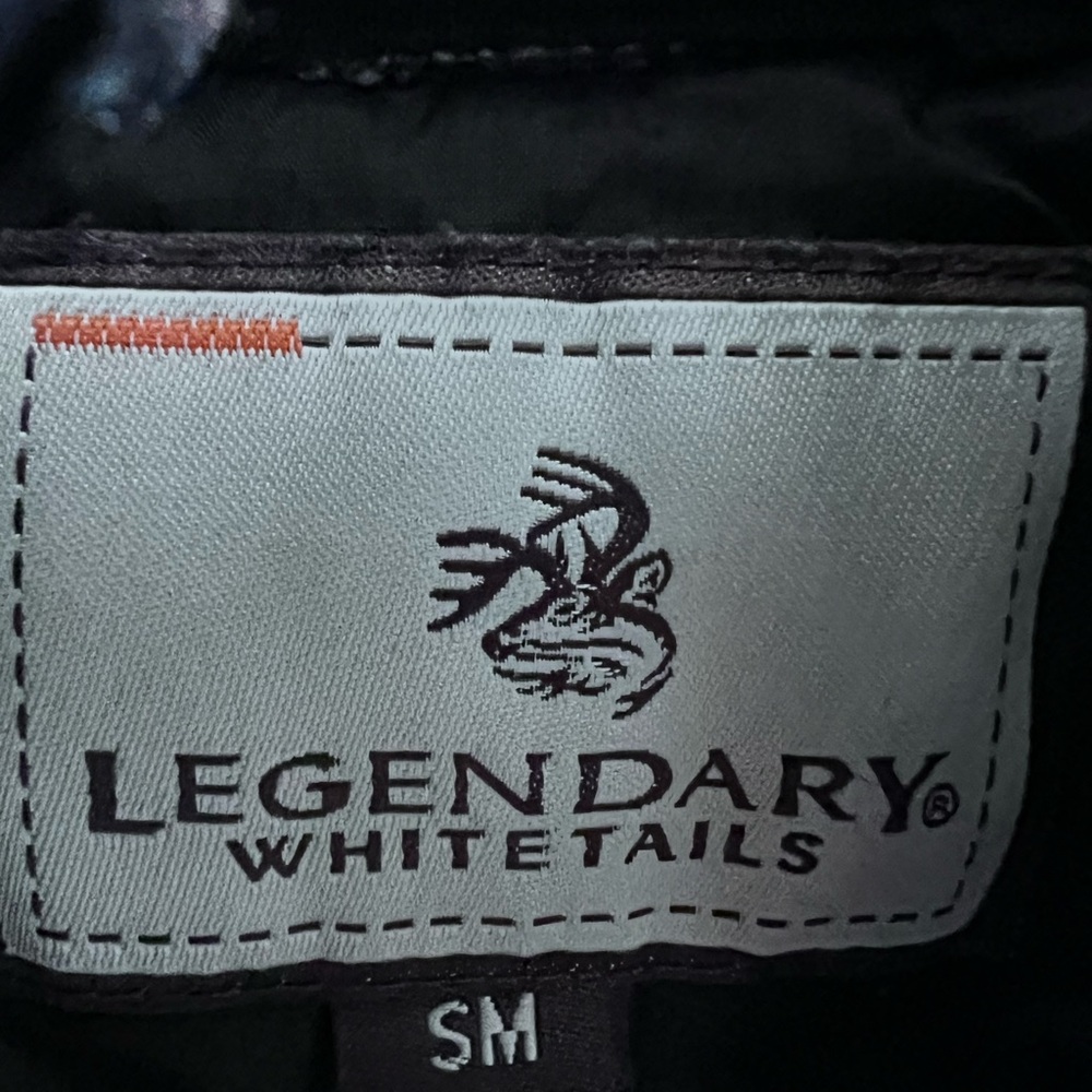 Legendary Whitetail Women’s Jacket size Medium Winter jacket Lightweight EUC - Picture 5 of 5
